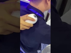 Tragbare akustische Stoßwellen-Therapie-Maschine und Vibrieren für Cellulite-Reduzierung