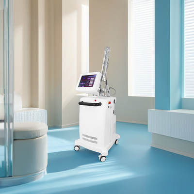 Professionelle chirurgische CO2-Fraktionslaser-Vertikalnarbenentfernung / Hautwiederherstellung / Vaginalbehandlung Lasergeräte